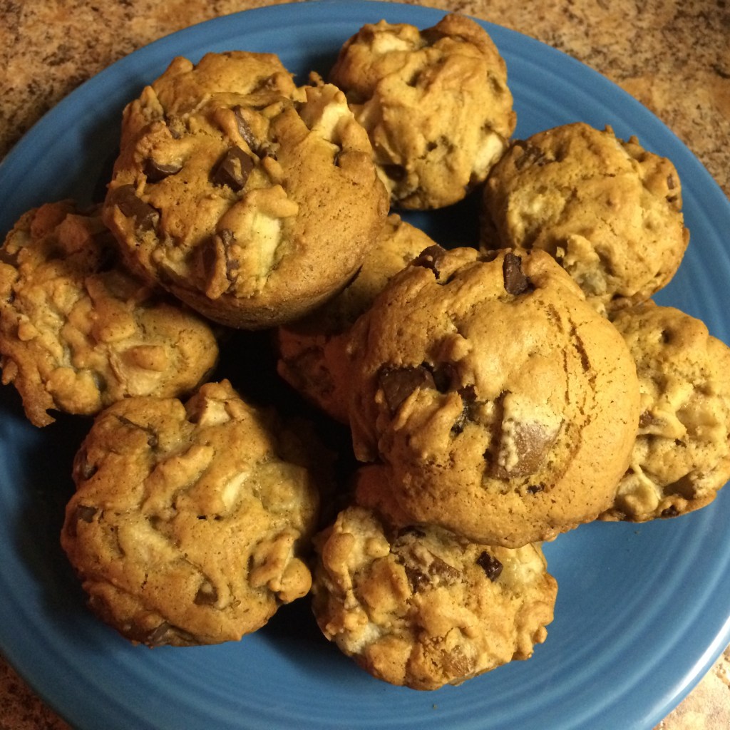 Spiced Pear and Chocolate&nbsp;Muffins